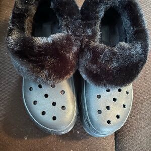 Crocs Black platform fuzzy clogs
